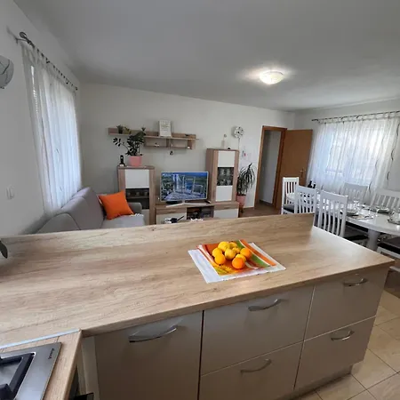 Apartament Lavanda *